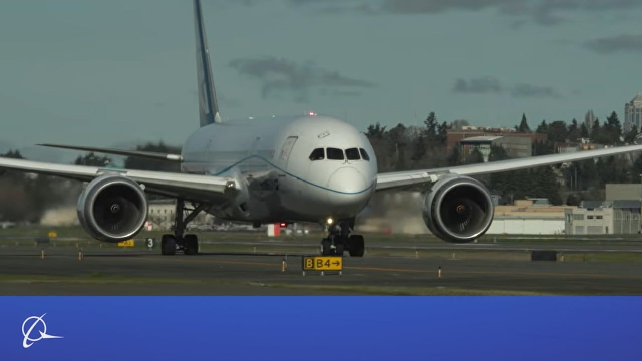 Final flight of the last 787-8 test airplane