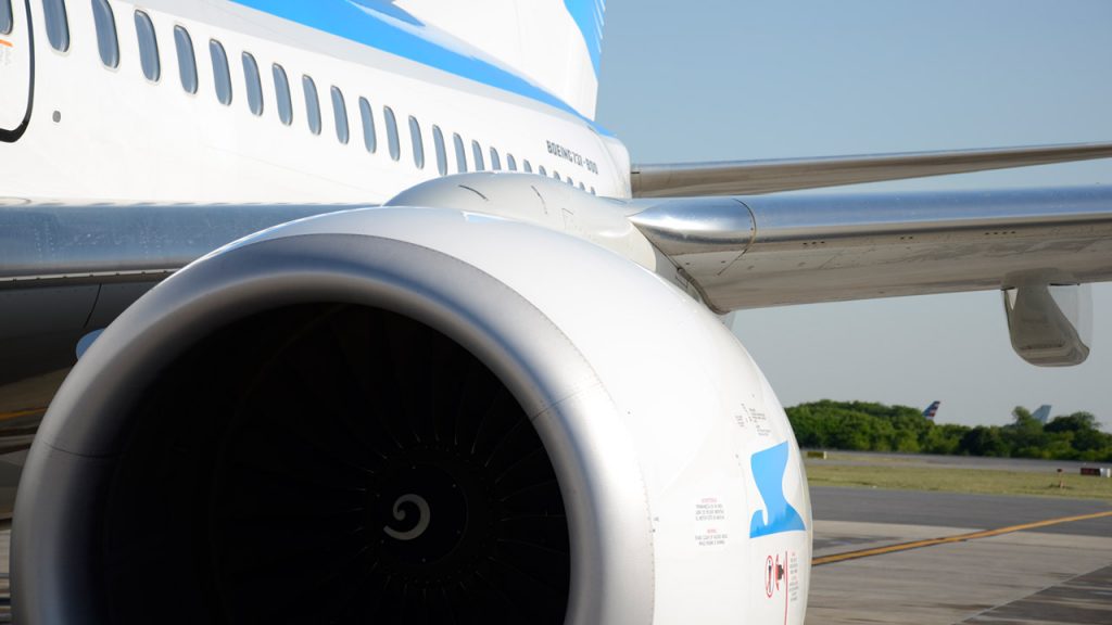 aerolineas-argentinas-turbina-737ng