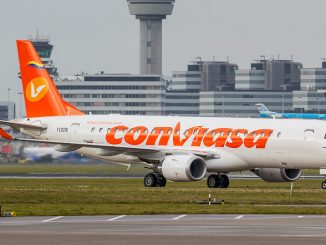 Embraer E190 Conviasa - Photo By Ramon Kok