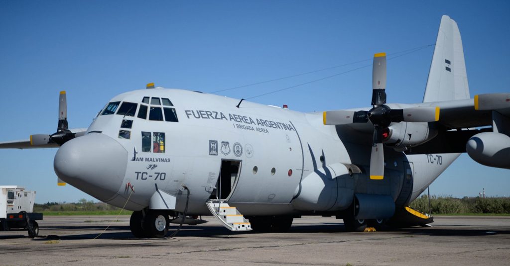 Presentaron el primer Hércules C-130 modernizado en FAdeA