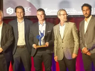 HANGAR X - FAdeA recibió el premio Córdoba en el Mundo 2018