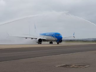 HANGAR X - Aerolíneas Argentinas inauguro la temporada alta de vuelos a Punta del Este