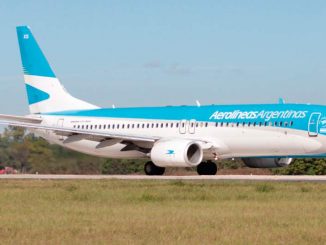 Aerolíneas Argentinas - Boeing 737-800
