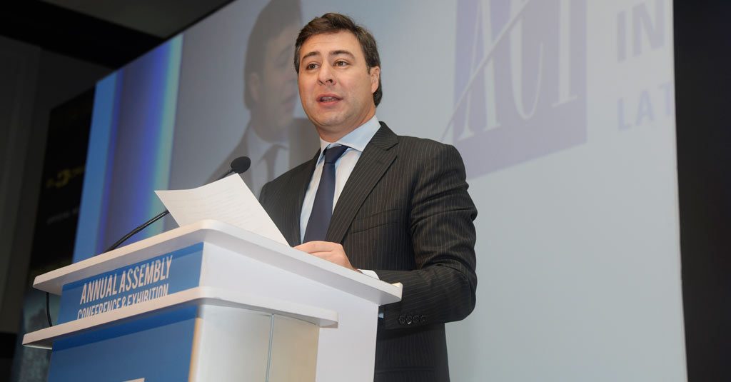HANGAR X - Martín Eurnekian destacó el potencial del sector aerocomercial en la región