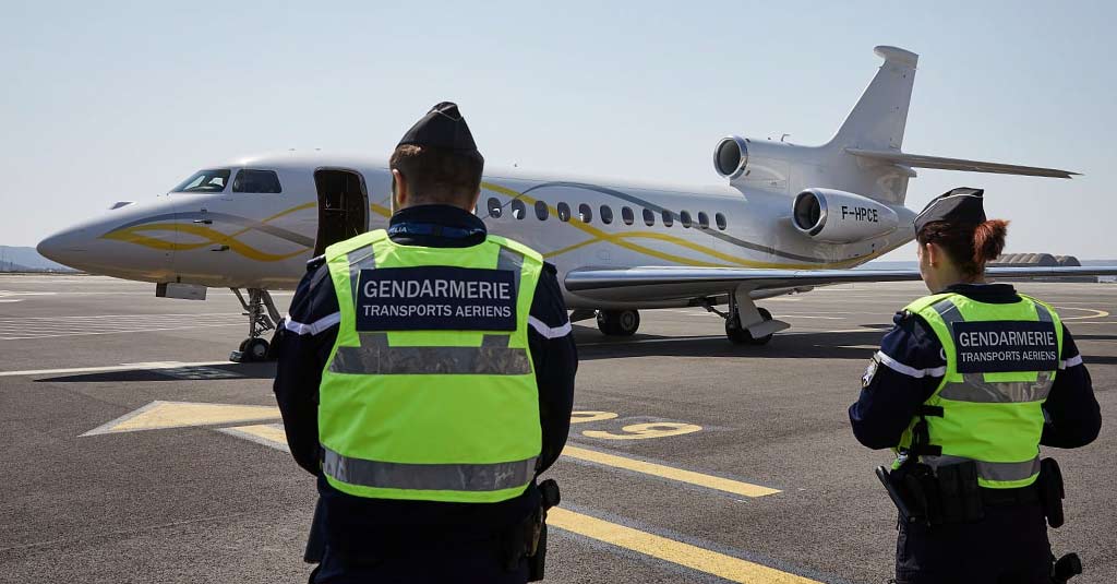 Traslado rápido de personal médico con "Aviación Sin Fronteras"