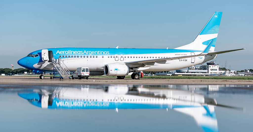 Aerolíneas Argentinas - Boeing 737-800