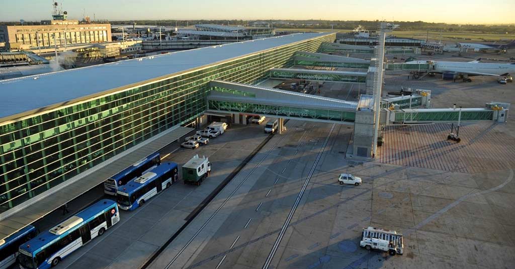 El Aeropuerto de Ezeiza obtuvo la Acreditación Sanitaria para Aeropuertos  de ACI | HANGAR X