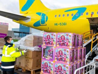 VivaAir y Airbus se unen para llevar juguetes a los niños de Colombia