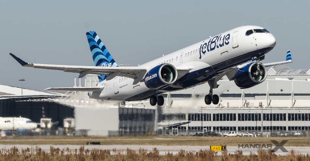 El primer Airbus A220 de Jet Blue realizó su vuelo inaugural
