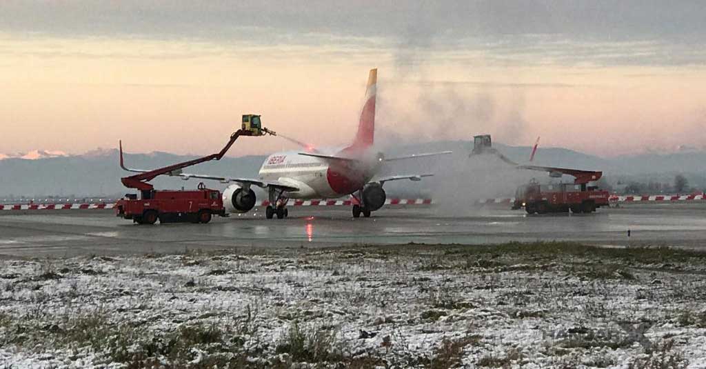 Nieve en Madrid activó la plataforma de deshielo en el Aeropuerto de Barajas