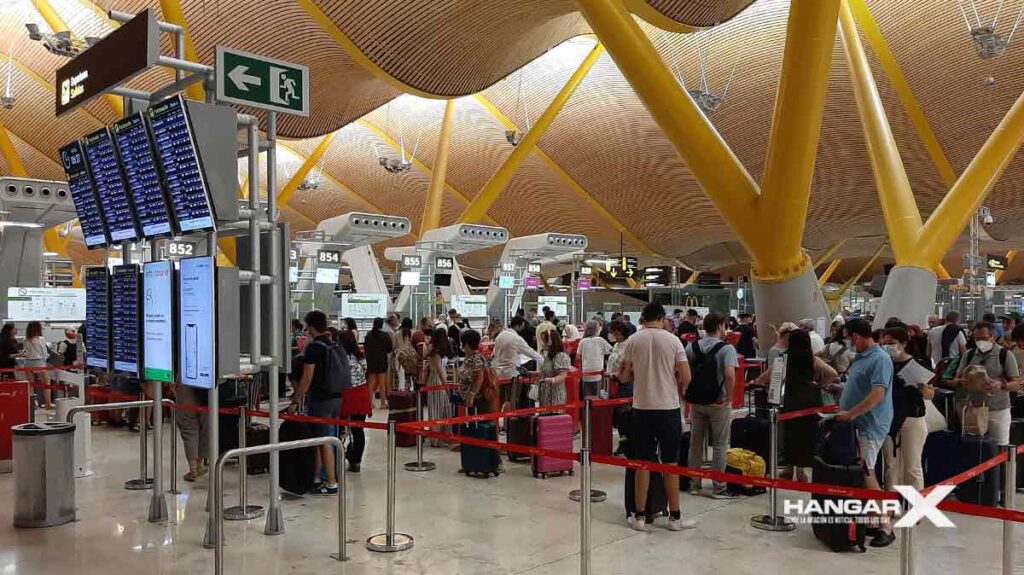 Aeropuertos de la red de Aena superan por primera vez el tráfico de pasajeros prepandemia