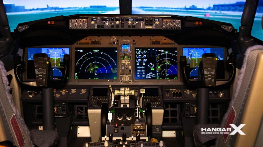 Aerolíneas Argentinas incorpora un nuevo simulador de Boeing 737-MAX