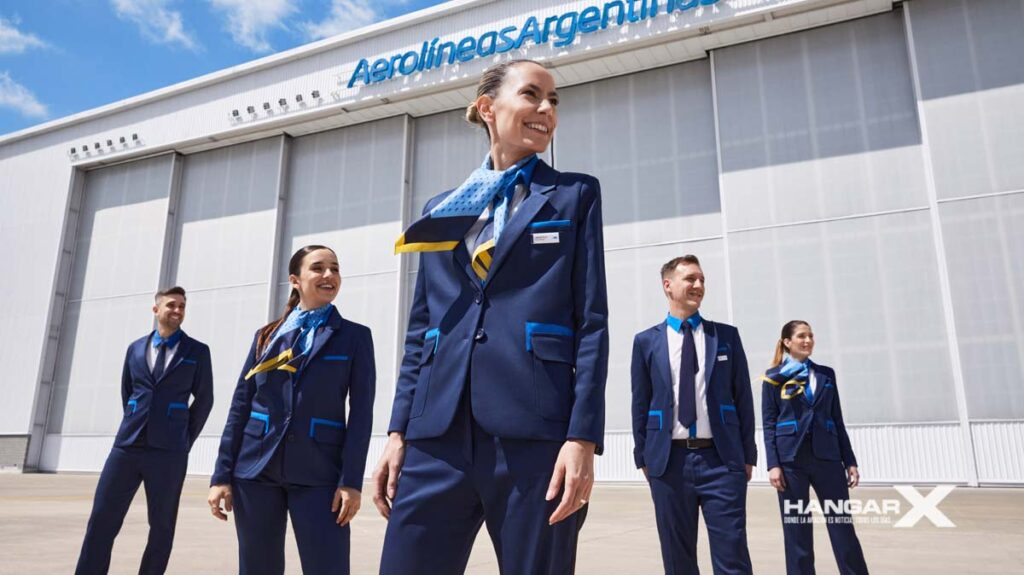 Nuevos uniformes de Aerolíneas Argentinas