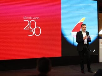 Marco Sansavini presenta el Plan de Vuelo 2030 de Iberia en evento oficial