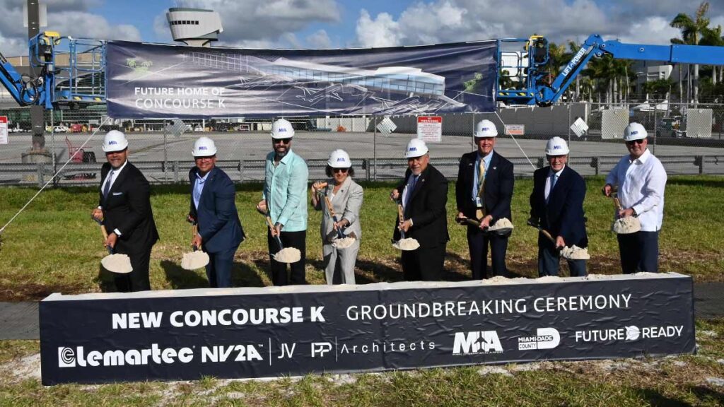 Ceremonia de inicio de obras de la Terminal K en el Aeropuerto Internacional de Miami