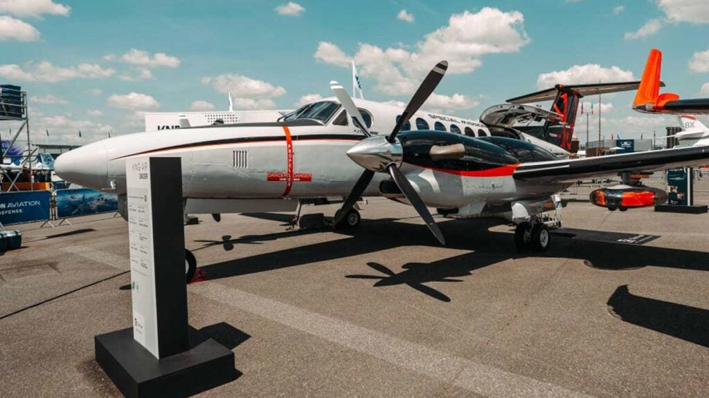 King Air 360C de Textron Aviation en exhibición estática durante el Paris Air Show 2025