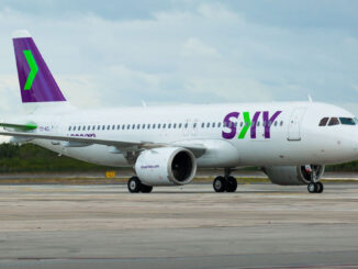 Airbus A320neo de SKY Airline en plataforma durante operaciones en aeropuerto, representando la reactivación de la ruta Lima–Jauja en Perú