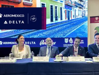 Ejecutivos de Aeroméxico y Delta Air Lines durante la presentación oficial de la nueva ruta Ciudad de México – San Juan, Puerto Rico, en conferencia de prensa.