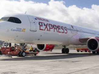 Avión Airbus A321neo de Iberia Express en Canarias tras el refuerzo de vuelos y capacidad hacia Madrid