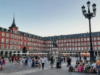 Plaza Mayor de Madrid, experiencia cultural incluida en el programa Stopover Hola Madrid de Iberia