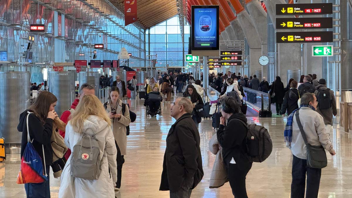 Récord histórico de tráfico aéreo en España durante agosto 2025