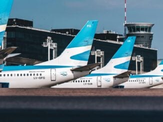 Aerolíneas Argentinas advierte demoras en Aeroparque por una nueva asamblea de pilotos convocada por APLA.