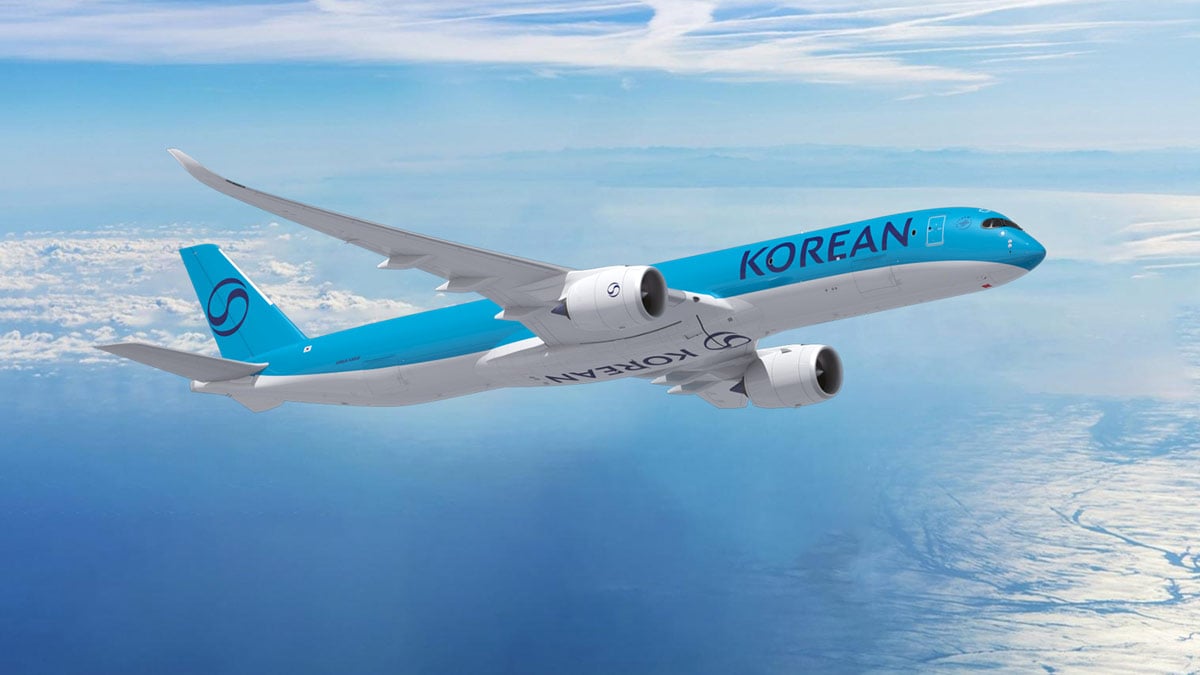 Avión Airbus A350F de Korean Air en vuelo como parte de la expansión de su flota de carga