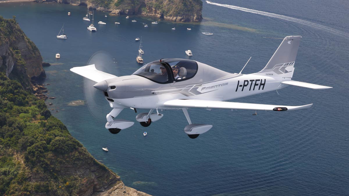 EAS Barcelona amplía su flota con dos nuevos Tecnam P-Mentor