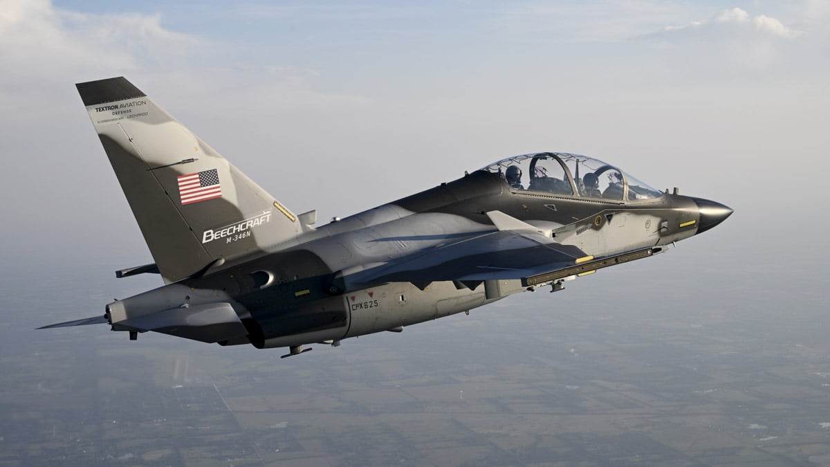 Wichita se prepara para ensamblar el M-346N con inversión millonaria