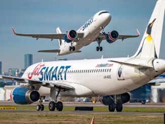 Aviones de JetSMART en operación, aerolínea que inaugura vuelos directos a Natal con su flota Airbus.