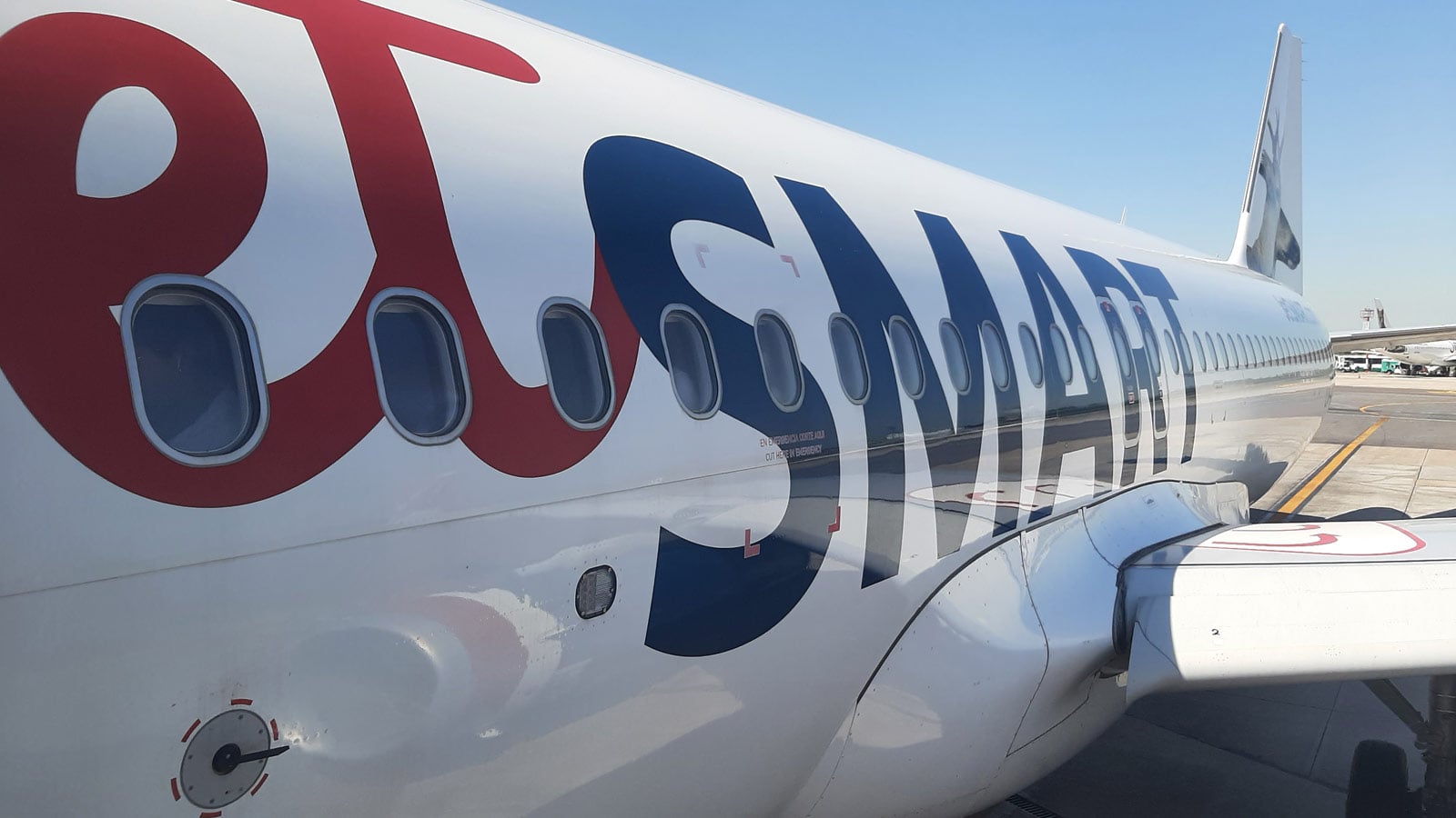 Paro de la CGT: JetSMART cancela 96 vuelos domésticos e internacionales