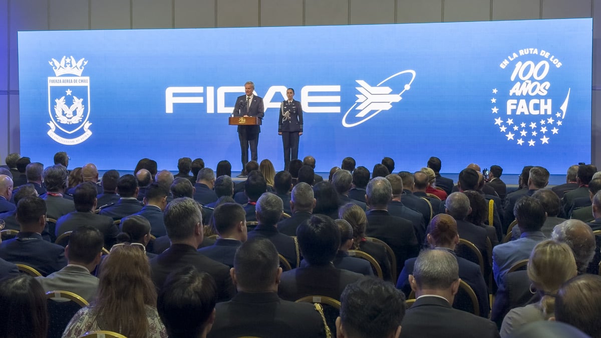 El Presidente Kast inauguró FIDAE 2026: récord de expositores y despliegue militar de quinta generación