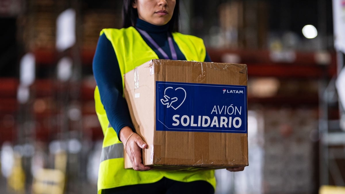 LATAM expande su programa Avión Solidario en Chile con cinco nuevas alianzas corporativas
