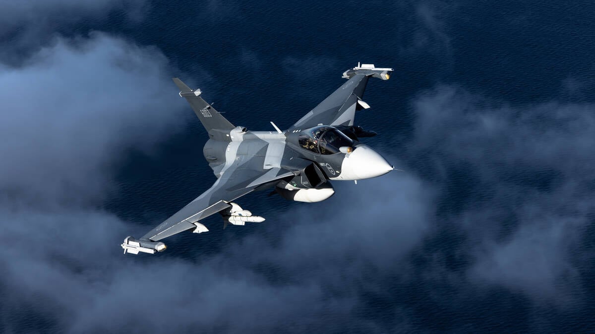 Ucrania adquirirá cazas Gripen y Suecia donará 16 aviones