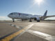 LATAM Cargo ruta Frankfurt Antofagasta: Aeronave de carga Boeing 767-300F de LATAM Cargo detenida en la pista bajo la luz del sol