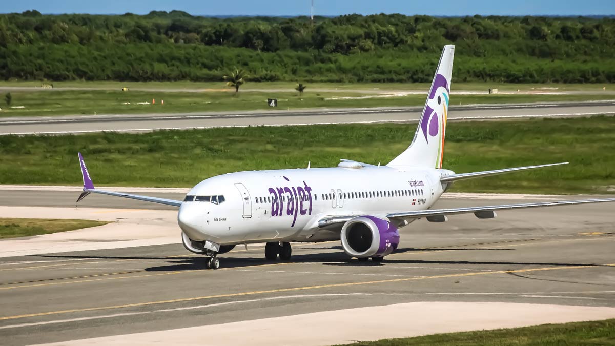 Arajet desembarca en el Aeropuerto de Carrasco y lanza sus vuelos a Punta Cana sin escalas